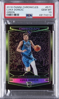 2018-19 Panini Chronicles Obsidian Green #571 Luka Doncic Rookie Card (#13/25) – PSA GEM MT 10 "1 of 3!"